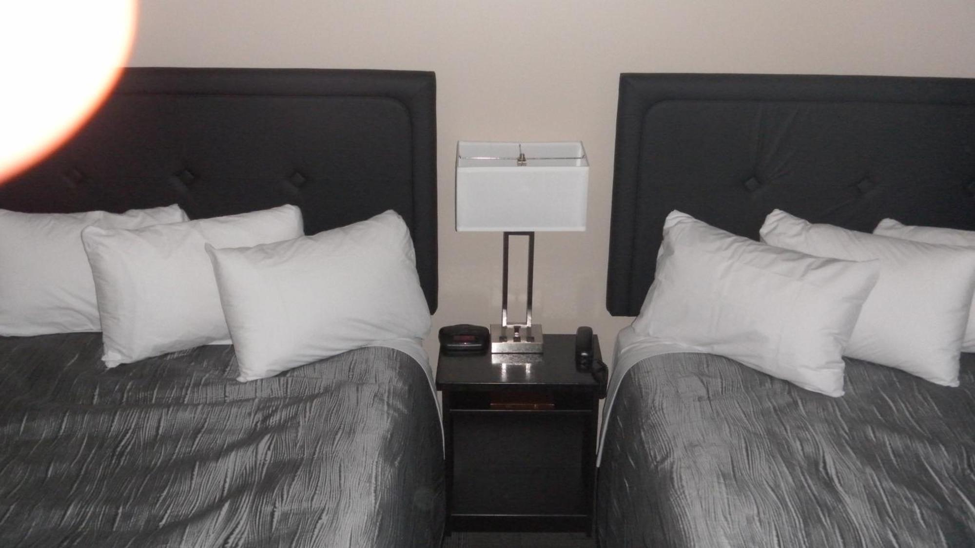 Stampeder Inn Ponoka Kamer foto